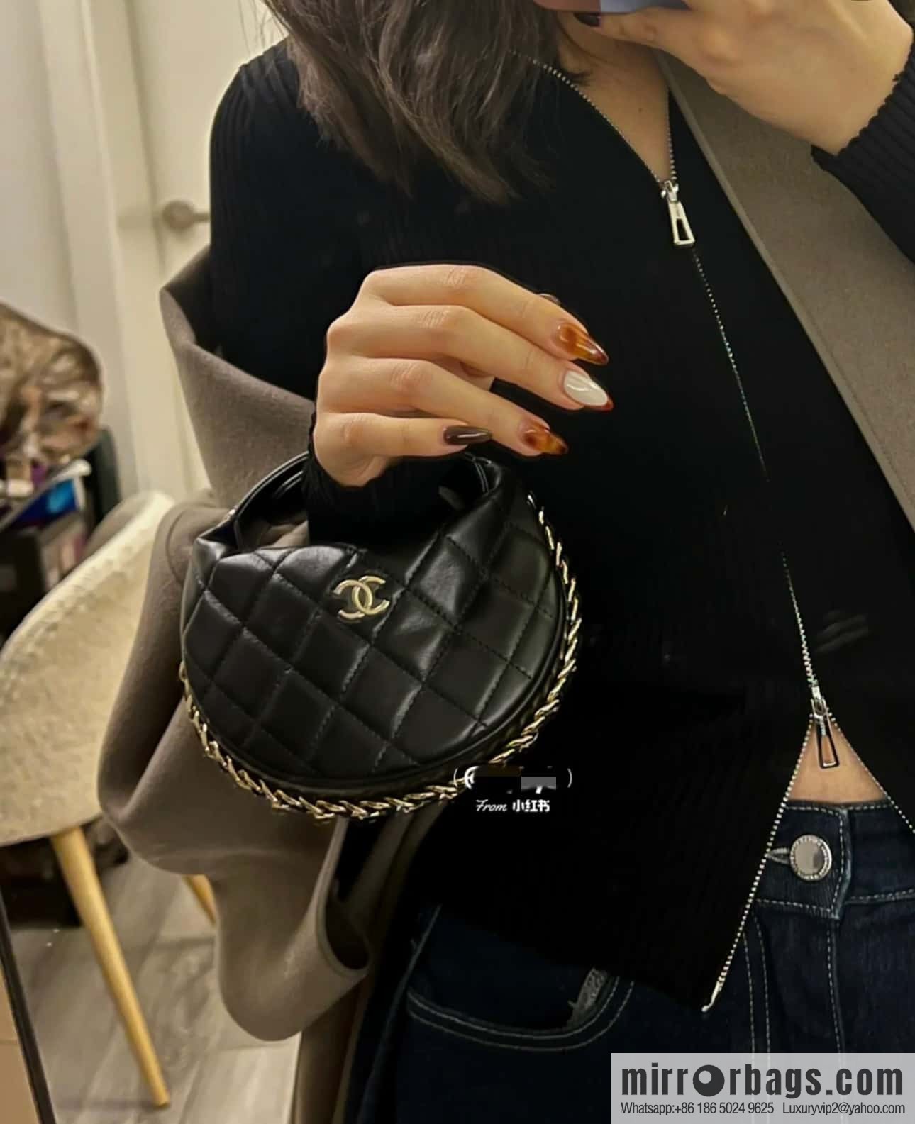CHANEL 23C early spring vacation new pouch hula hoop AP3095 black