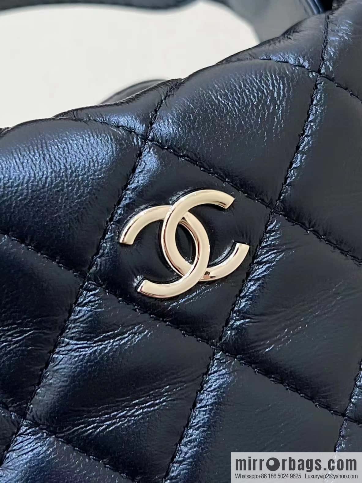 CHANEL 23C early spring vacation new pouch hula hoop AP3095 black