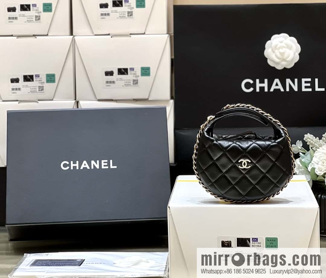 CHANEL 23C early spring vacation new pouch hula hoop AP3095 black