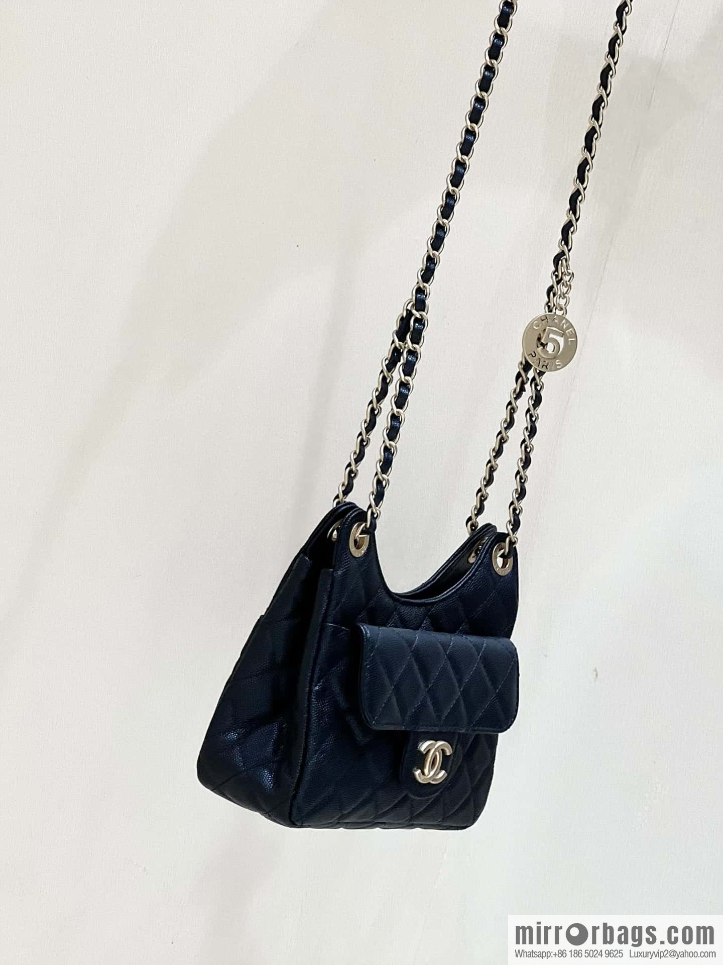 CHANEL 23P new hobo Tmall Genie bag AS3710