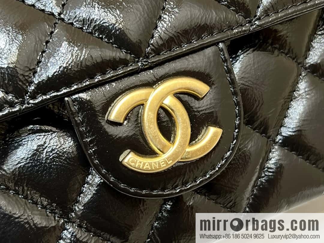 CHANEL 23C early spring vacation new No. 5 gold coin tag hobo hippie bag AS3710