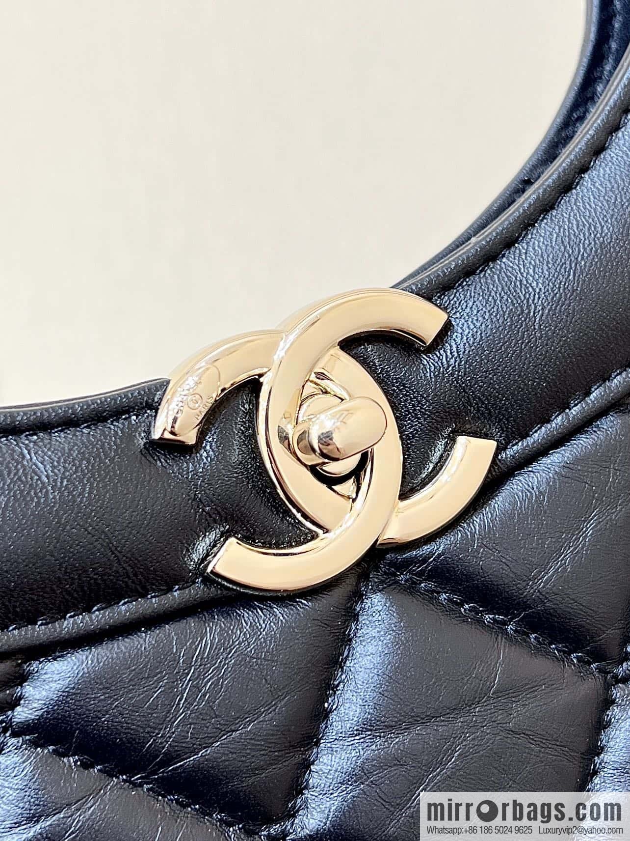 CHANEL 23A Superior Handicraft Series 31bag Large AS1010 black