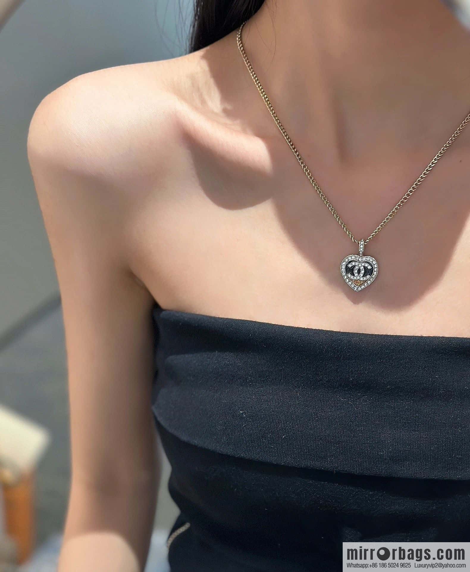 New ☑️ Chanel double c peach heart love necklace
