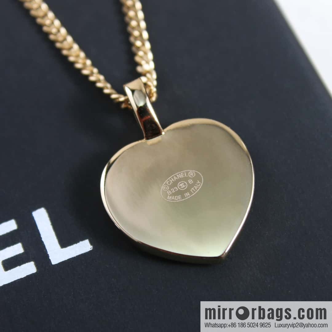 New ☑️ Chanel double c peach heart love necklace