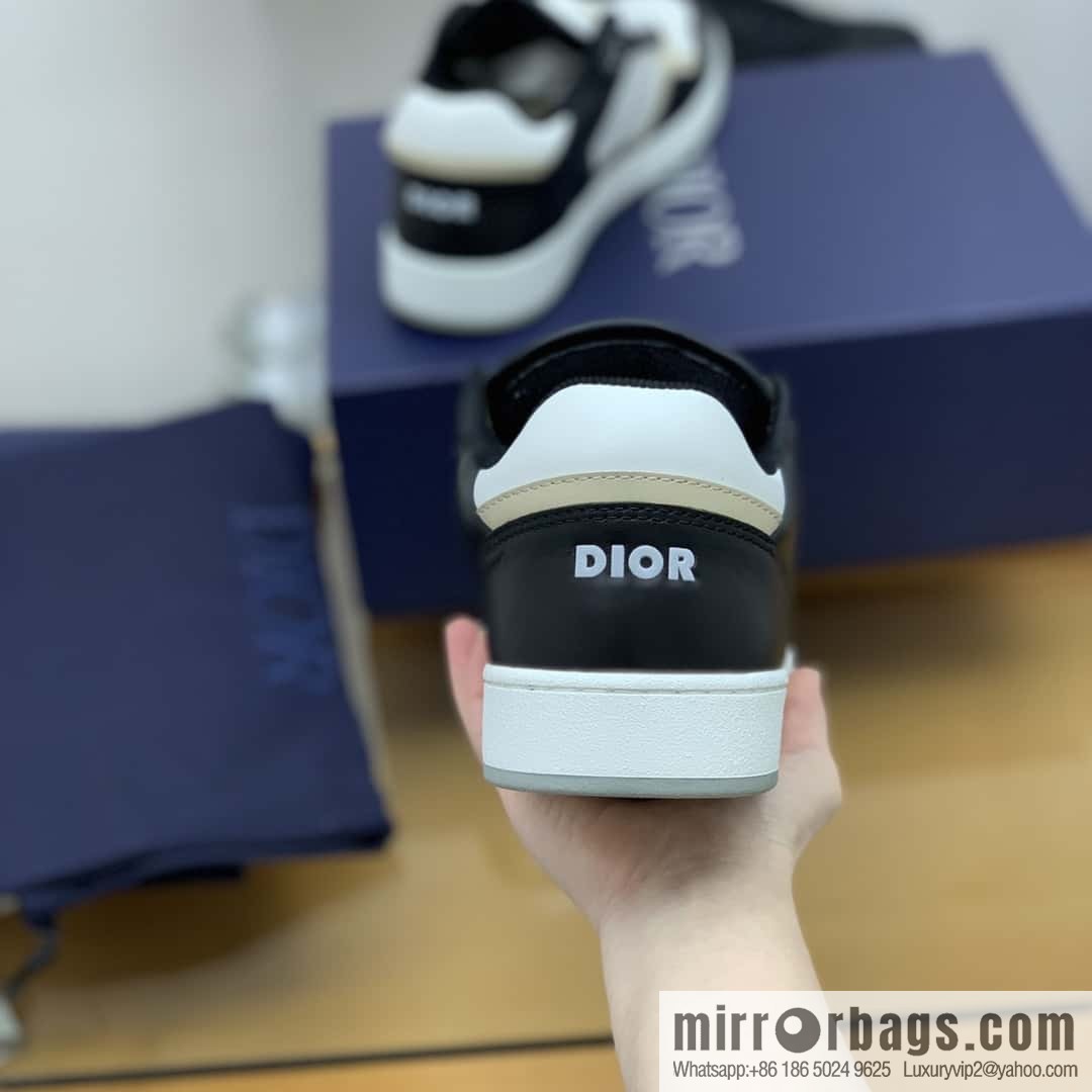DIOR Dior uses black smooth cow leather (fabric) to carefully make B27 low-top sneakers