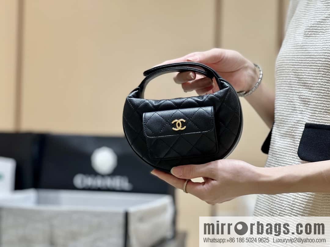CHANEL 23B Autumn and Winter Preview Series, Litchi Leather Hula Hoop AP3467