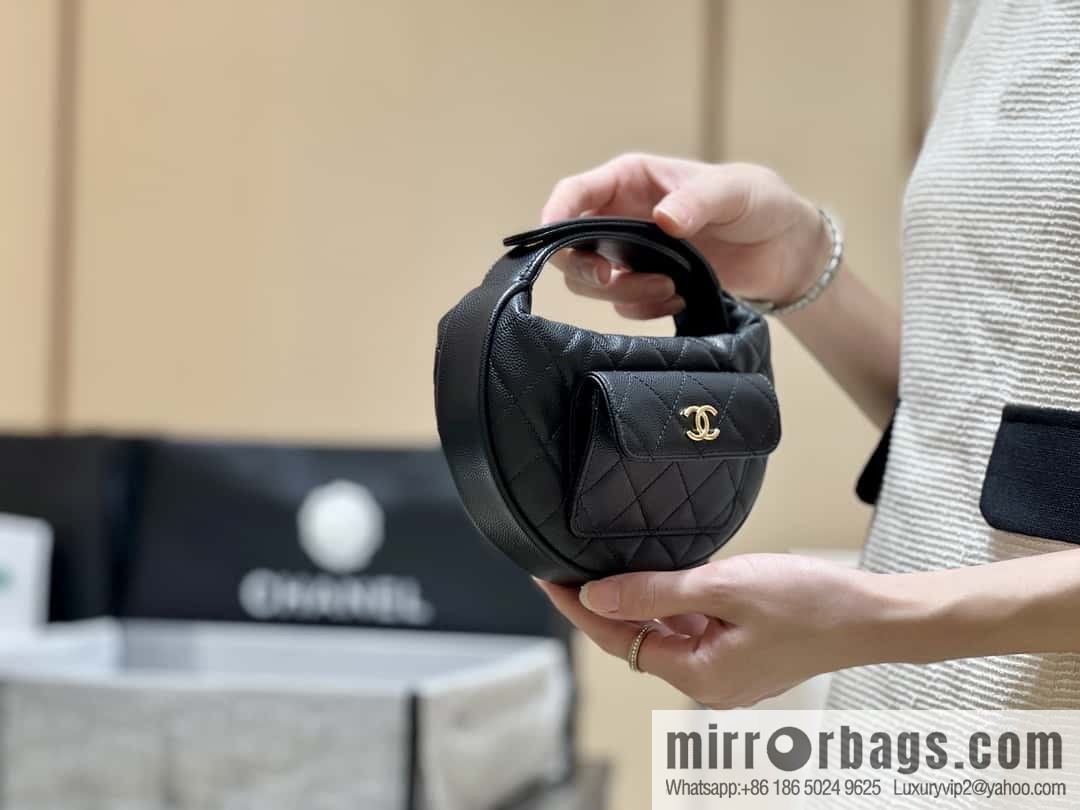 CHANEL 23B Autumn and Winter Preview Series, Litchi Leather Hula Hoop AP3467