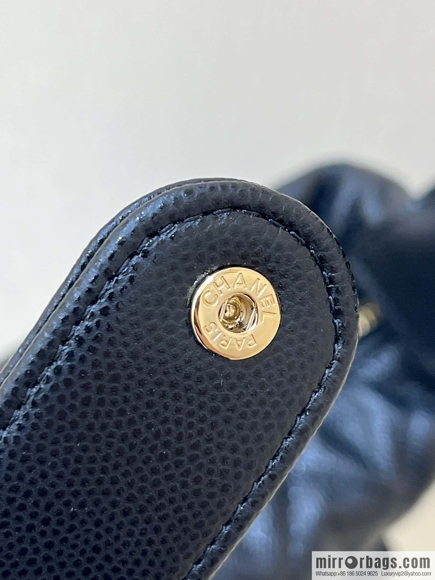 CHANEL 23B Autumn and Winter Preview Series, Litchi Leather Hula Hoop AP3467