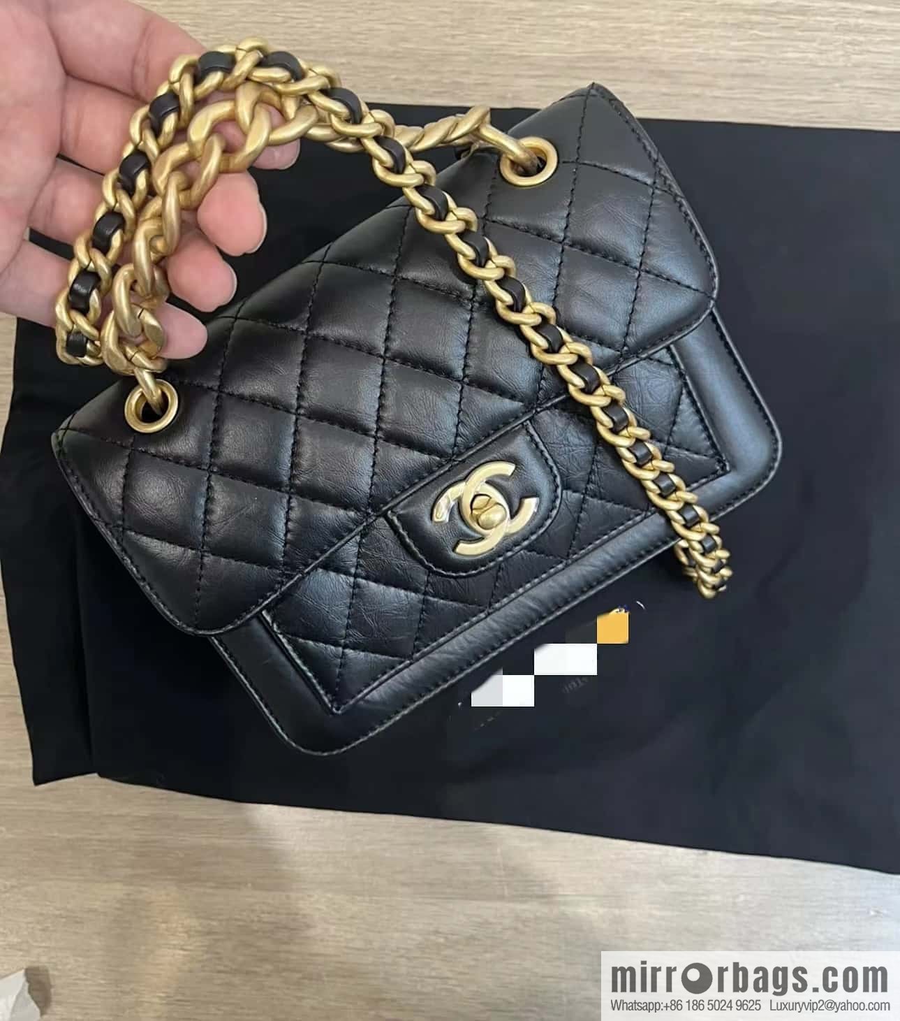 CHANEL 23S Spring/Summer Collection, Tofu Bun AS4051