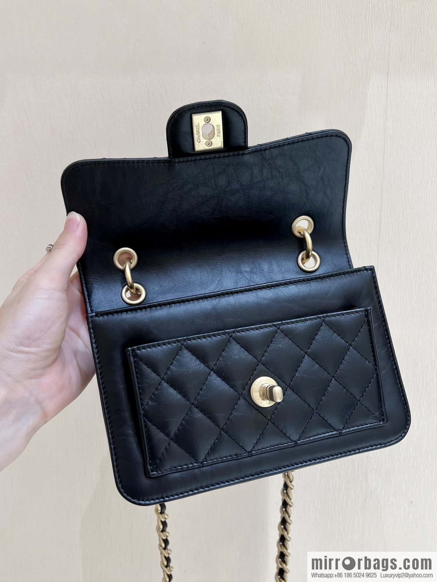 CHANEL 23S Spring/Summer Collection, Tofu Bun AS4051