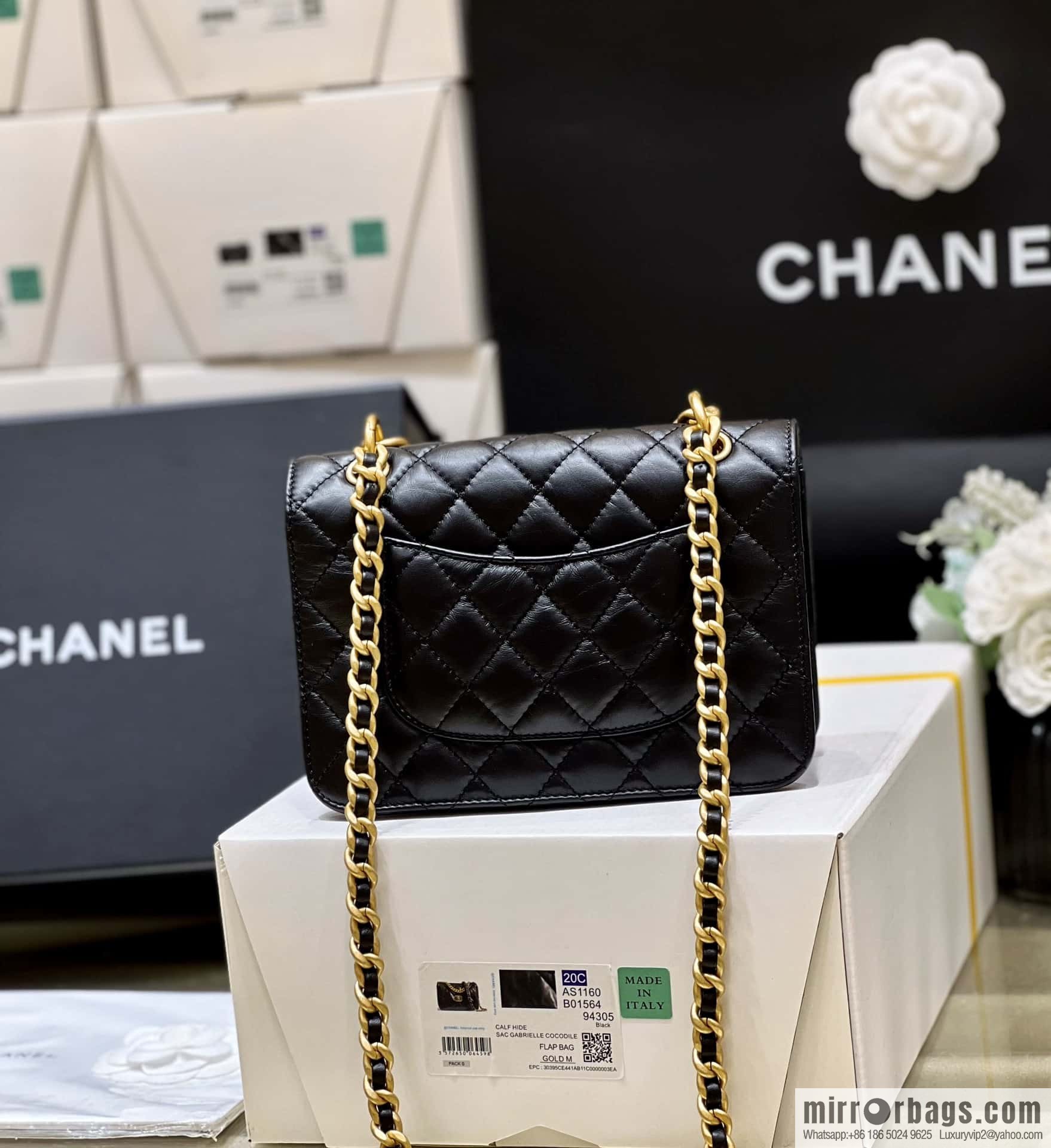 CHANEL 23S Spring/Summer Collection, Tofu Bun AS4051