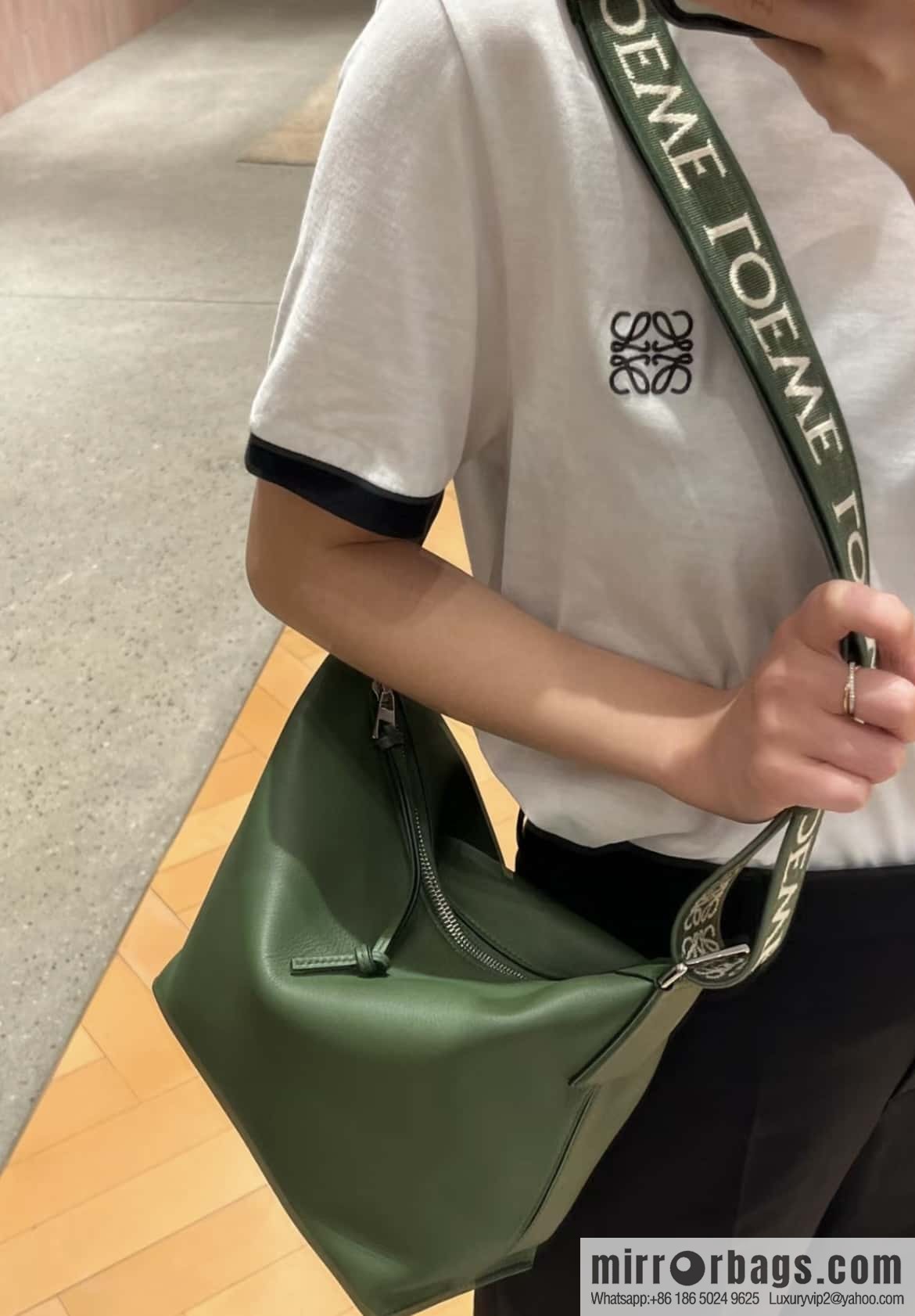 LOEWE Mens Cubi shoulder crossbody bag 0689 green