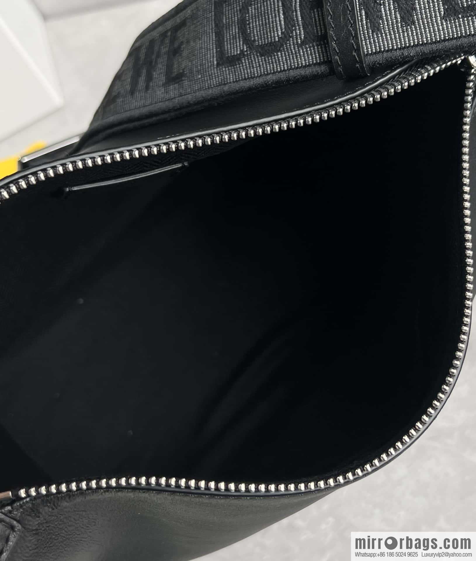 LOEWE Mens Cubi shoulder crossbody bag 0689 black
