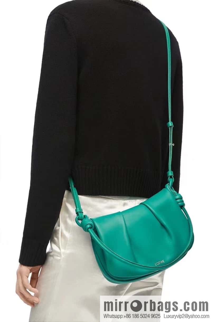 LOEWE latest series Paseo new member Paseo Satchel 0686 green