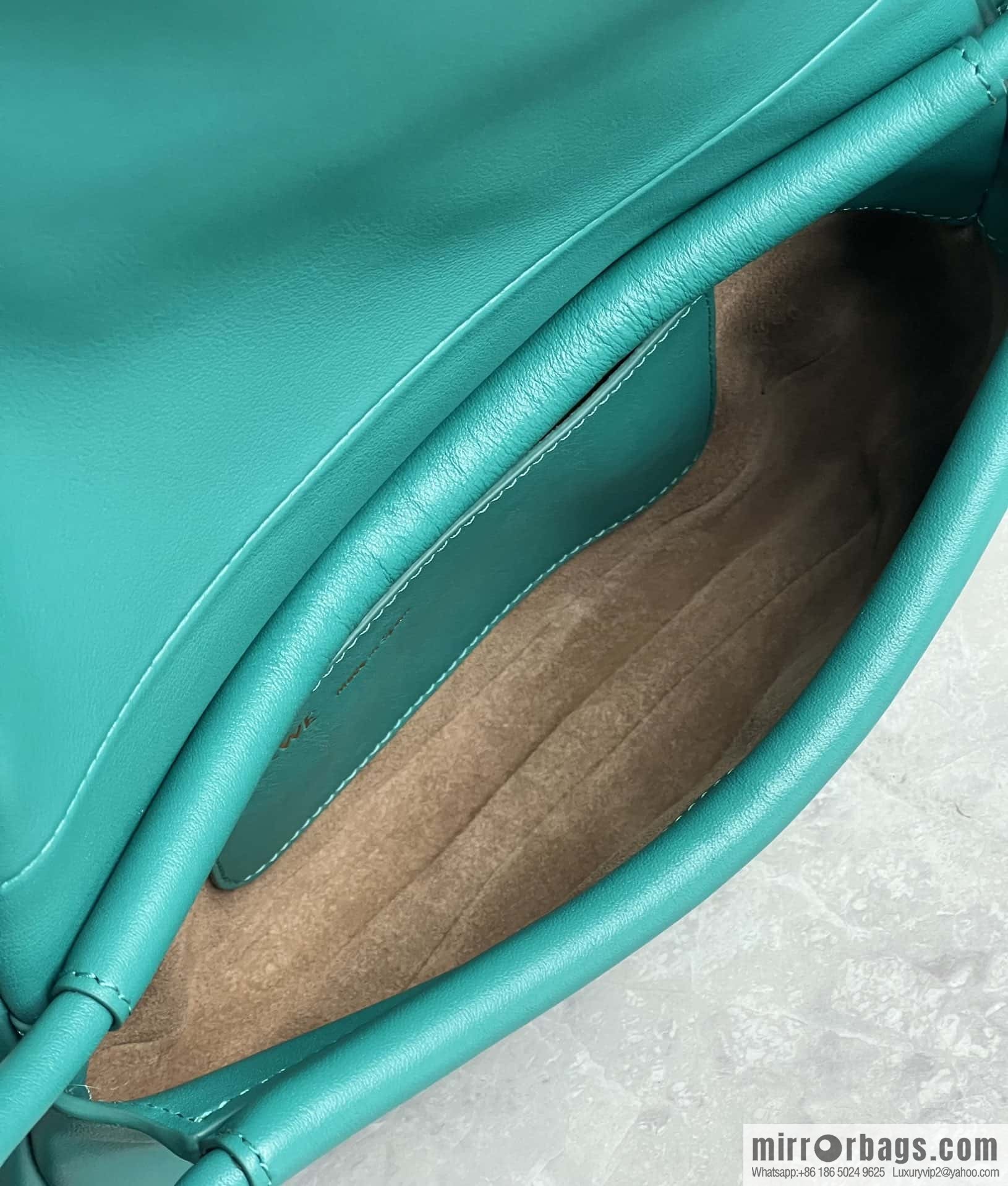 LOEWE latest series Paseo new member Paseo Satchel 0686 green