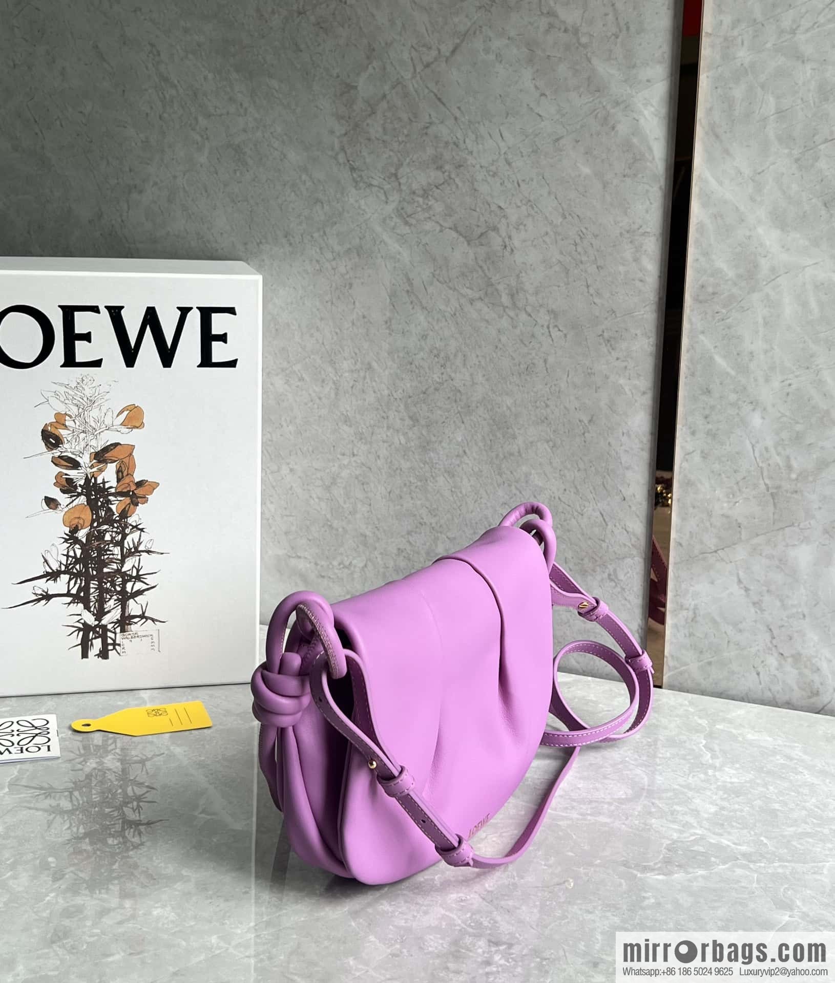 LOEWE latest series Paseo new member Paseo Satchel 0686 purple
