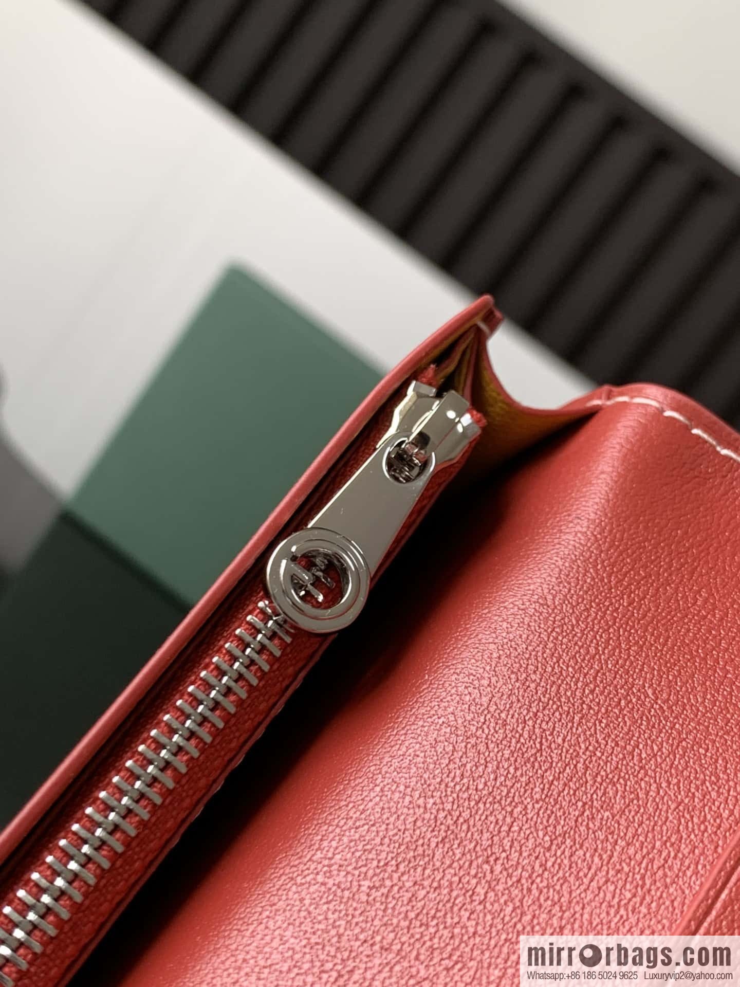 Goyard GOYARD · suit clip 7709