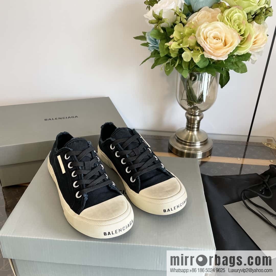 𝐁𝐚𝐥𝐞𝐧𝐜𝐢𝐚𝐠𝐚 Balenciaga, spring and summer Vintage do old canvas vulcanized shoes