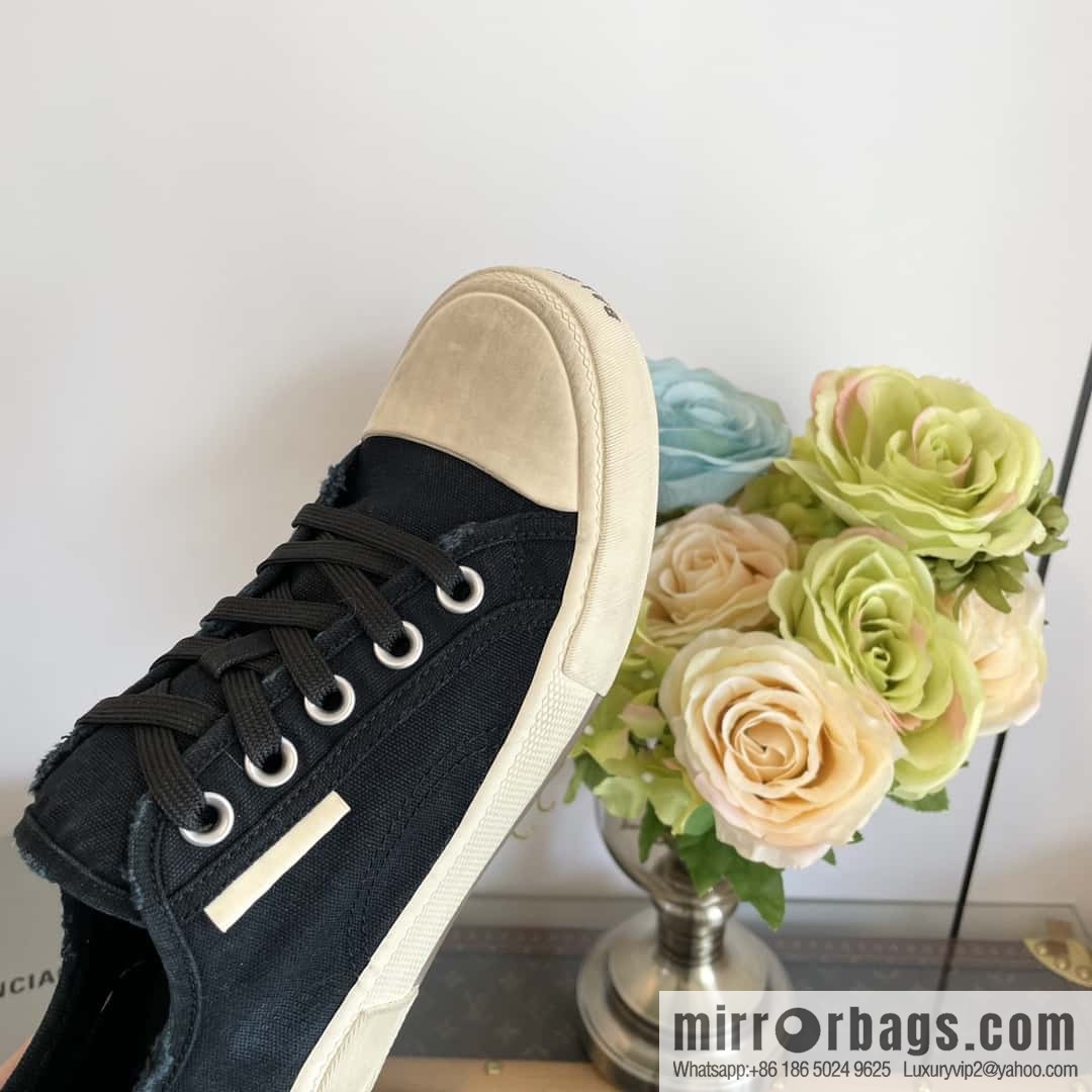 𝐁𝐚𝐥𝐞𝐧𝐜𝐢𝐚𝐠𝐚 Balenciaga, spring and summer Vintage do old canvas vulcanized shoes