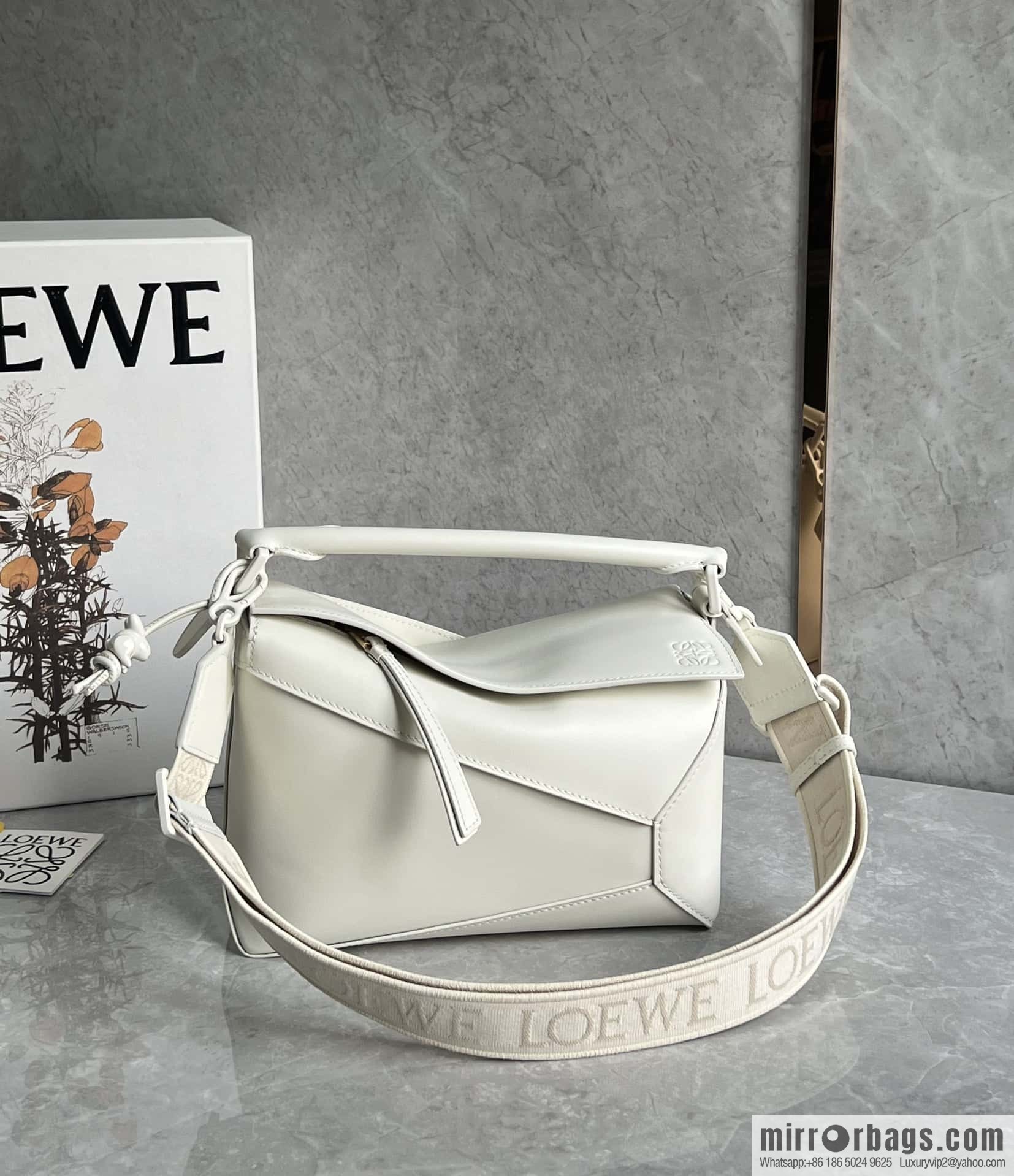 LOEWE Monochrome Glaze Puzzle geometric bag 0681 white