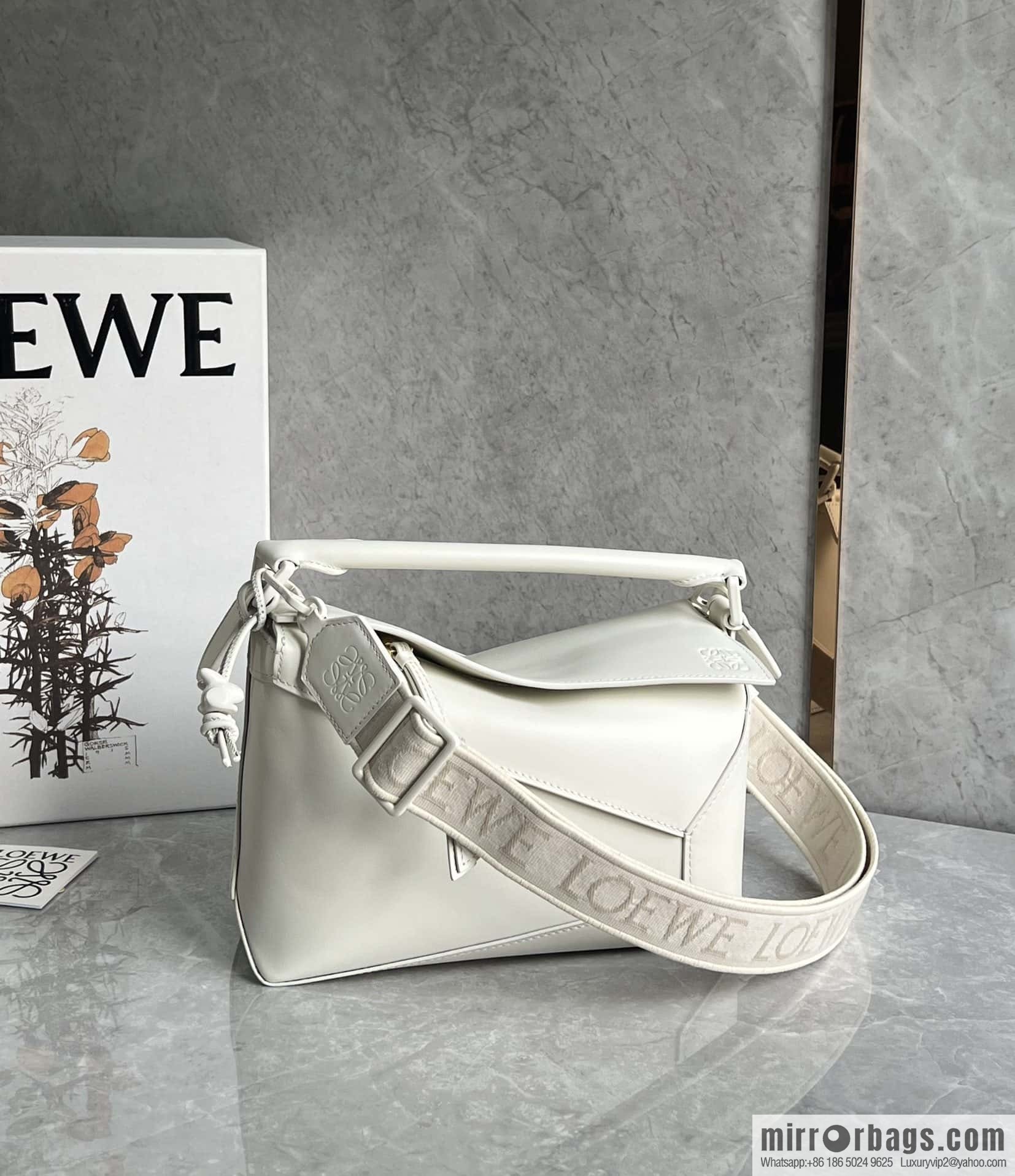 LOEWE Monochrome Glaze Puzzle geometric bag 0681 white