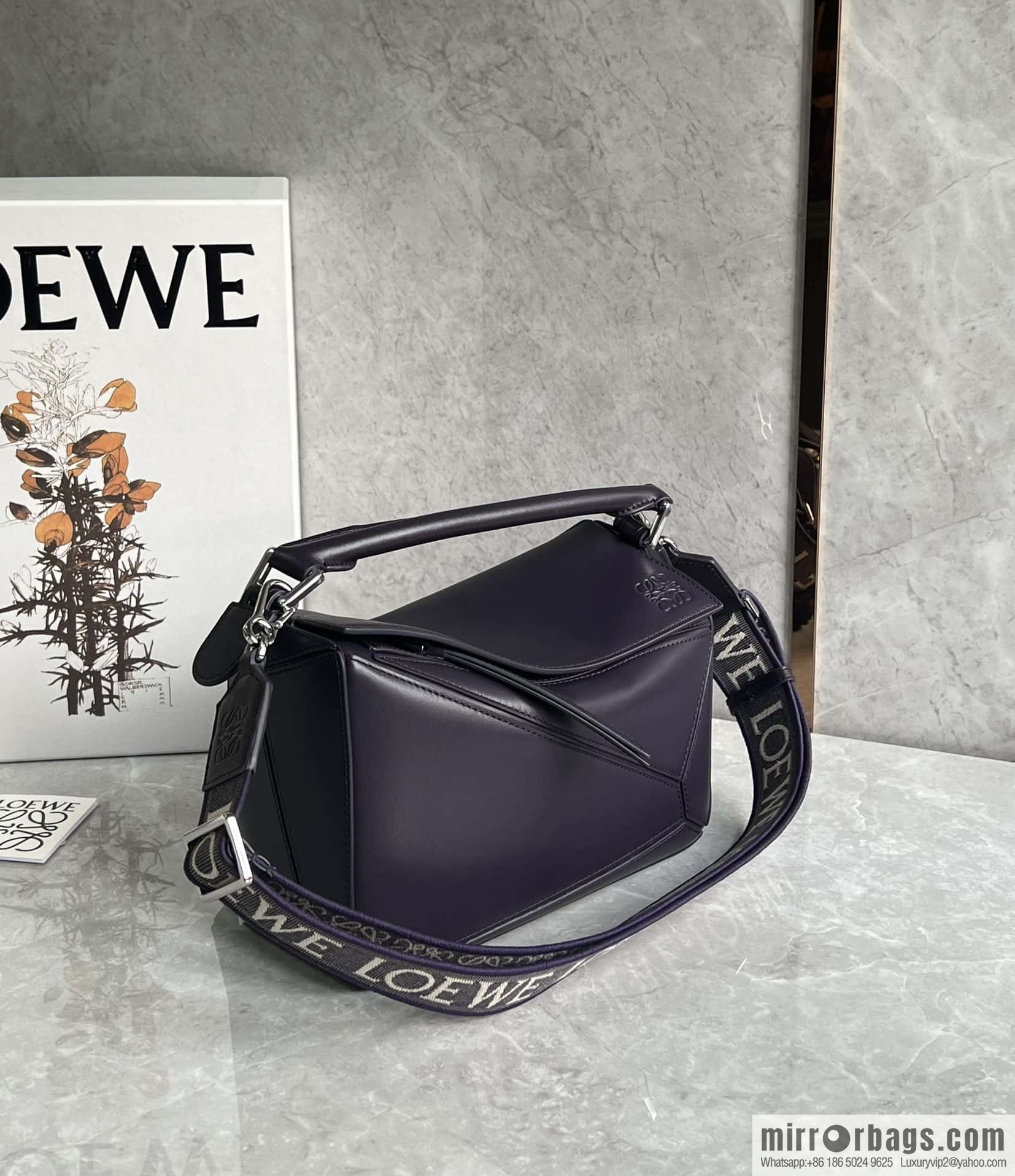 LOEWE Puzzle 24CM bag leather small geometric bag 0189 purple