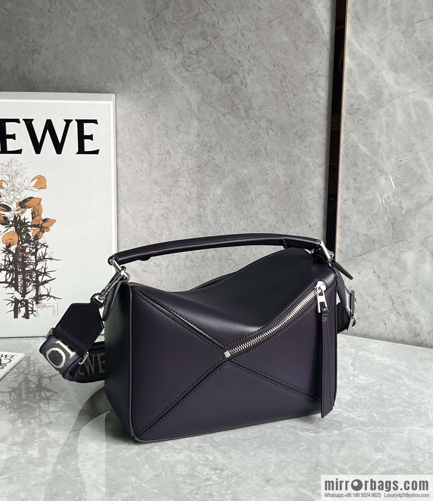 LOEWE Puzzle 24CM bag leather small geometric bag 0189 purple