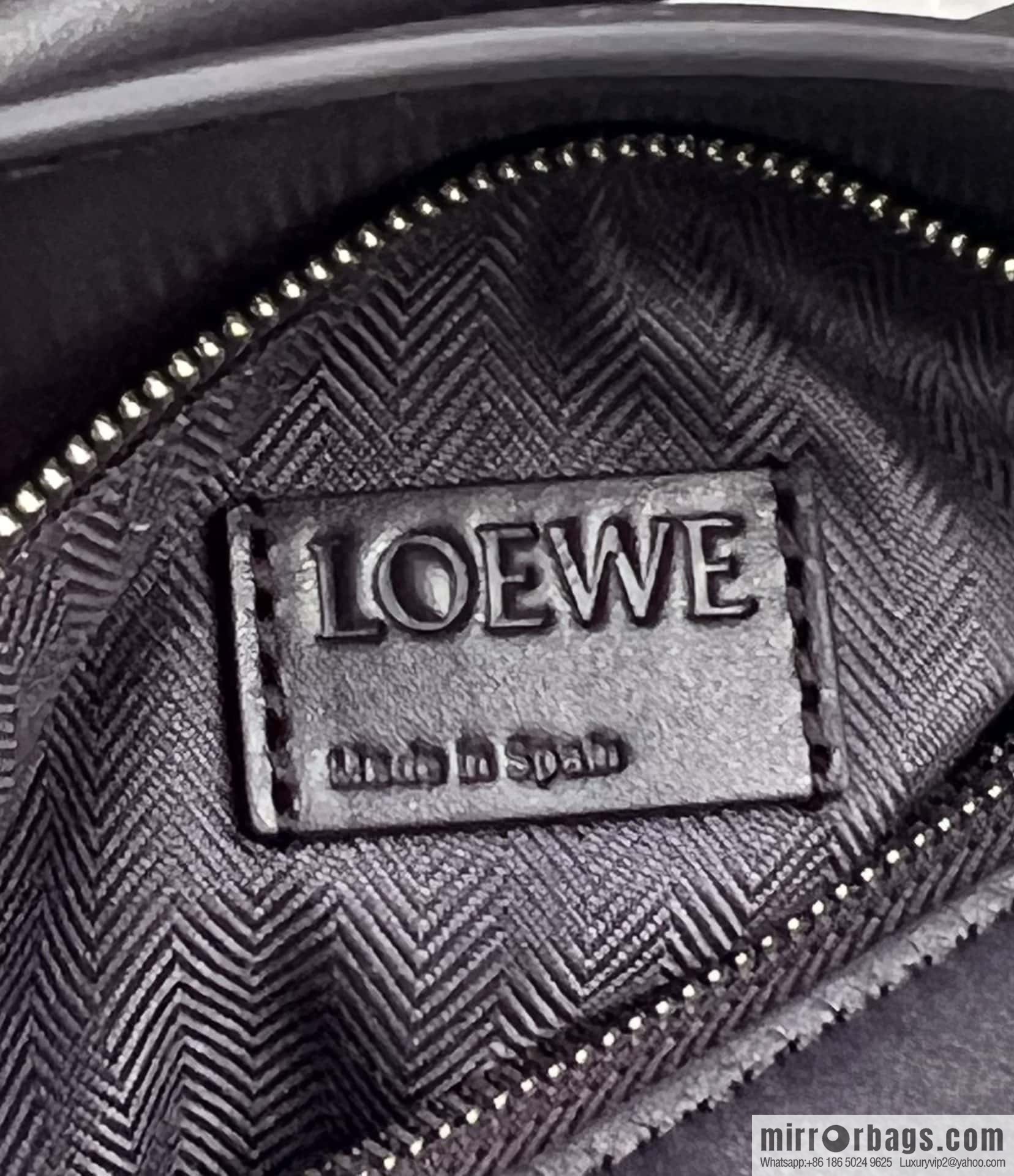 LOEWE Puzzle 24CM bag leather small geometric bag 0189 purple