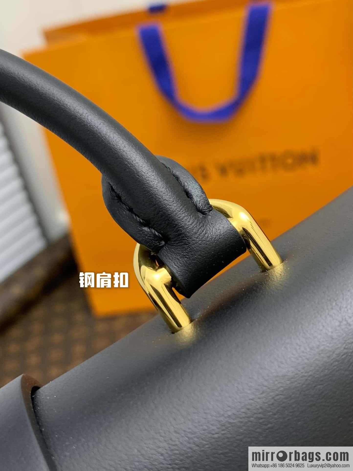 LV M44141 Locky BB