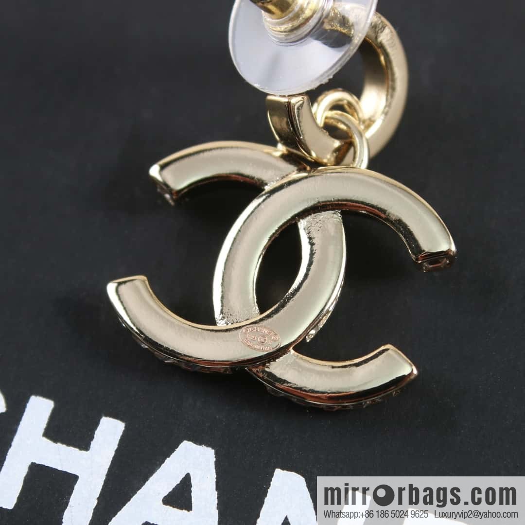 New ☑️ Chanel C2 double c gold stud earrings