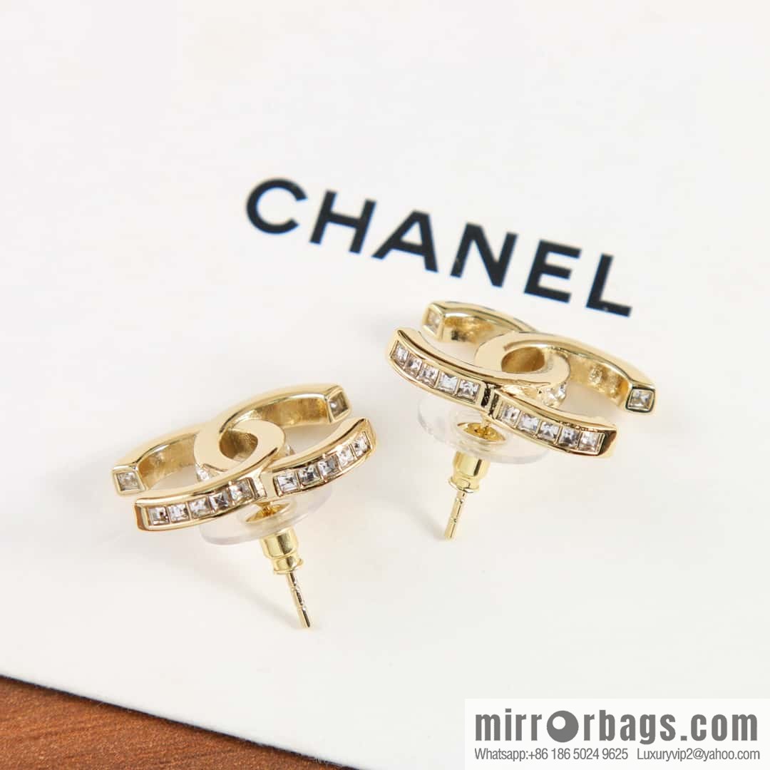 New ☑️ Chanel C1 double c gold stud earrings