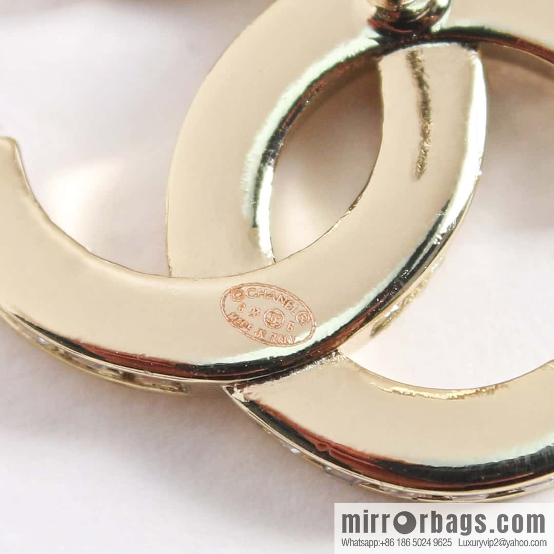 New ☑️ Chanel C1 double c gold stud earrings
