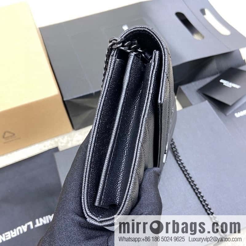 MONOGRAM caviar texture original leather version envelope bag model: 360452