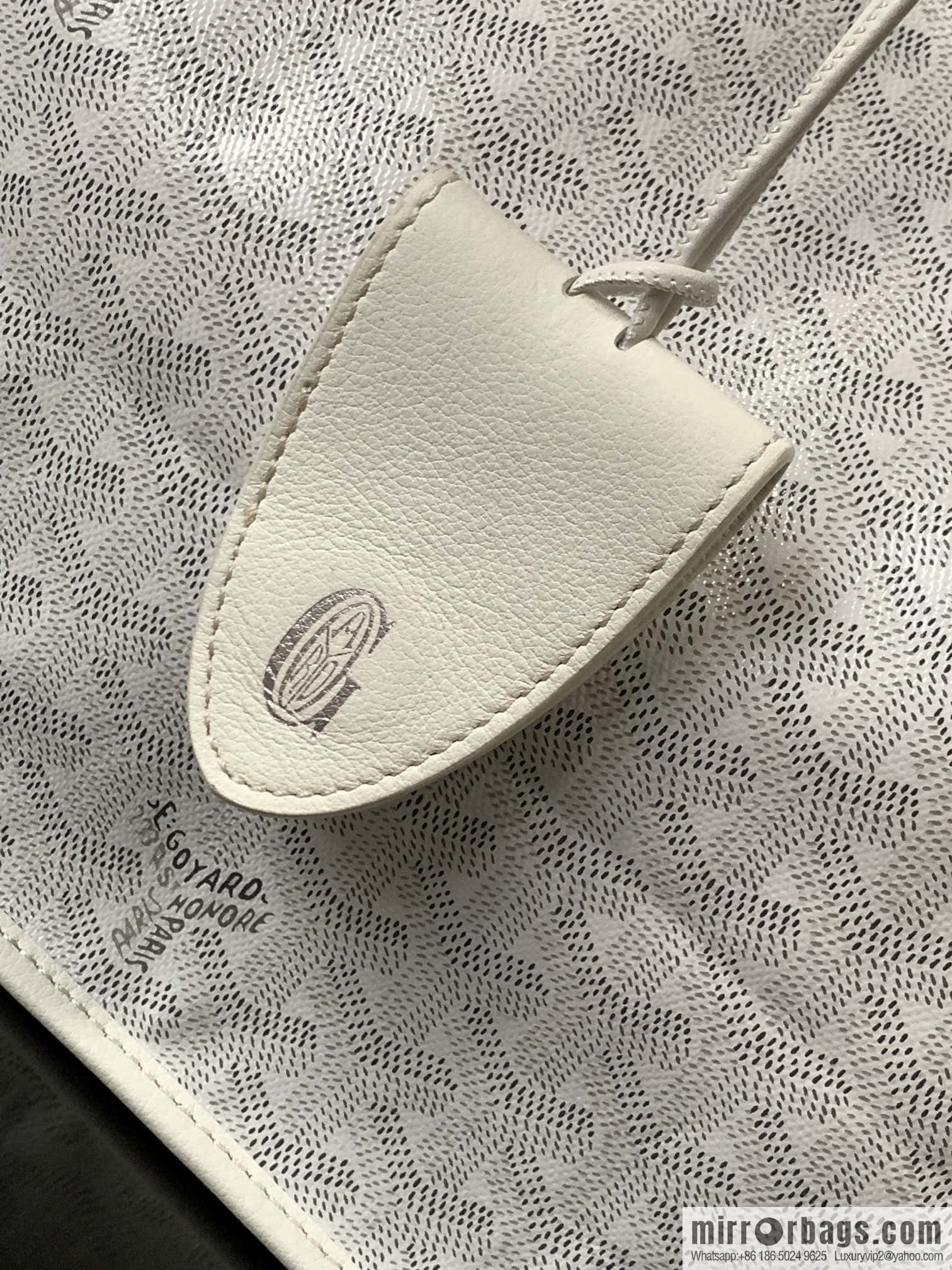 Goyard ANJOU Small Bag 020166M