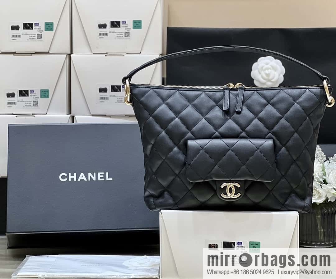 CHANEL 23B autumn and winter trailer series hobo hippie underarm bag AS4347