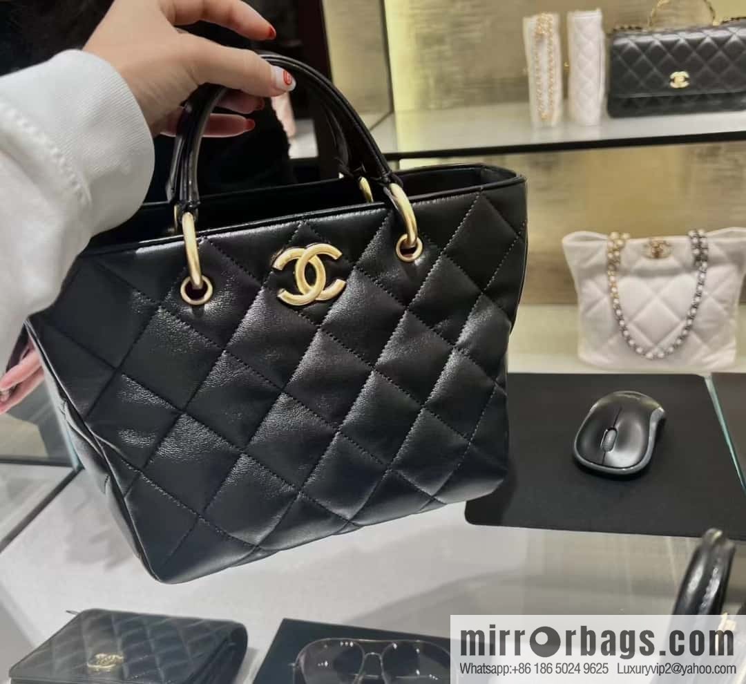 CHANEL 23B autumn and winter trailer series, limited edition small shopping bag AS4188