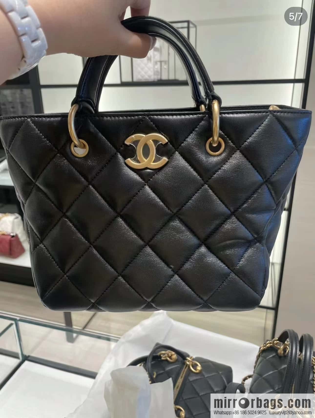 CHANEL 23B autumn and winter trailer series, limited edition small shopping bag AS4188