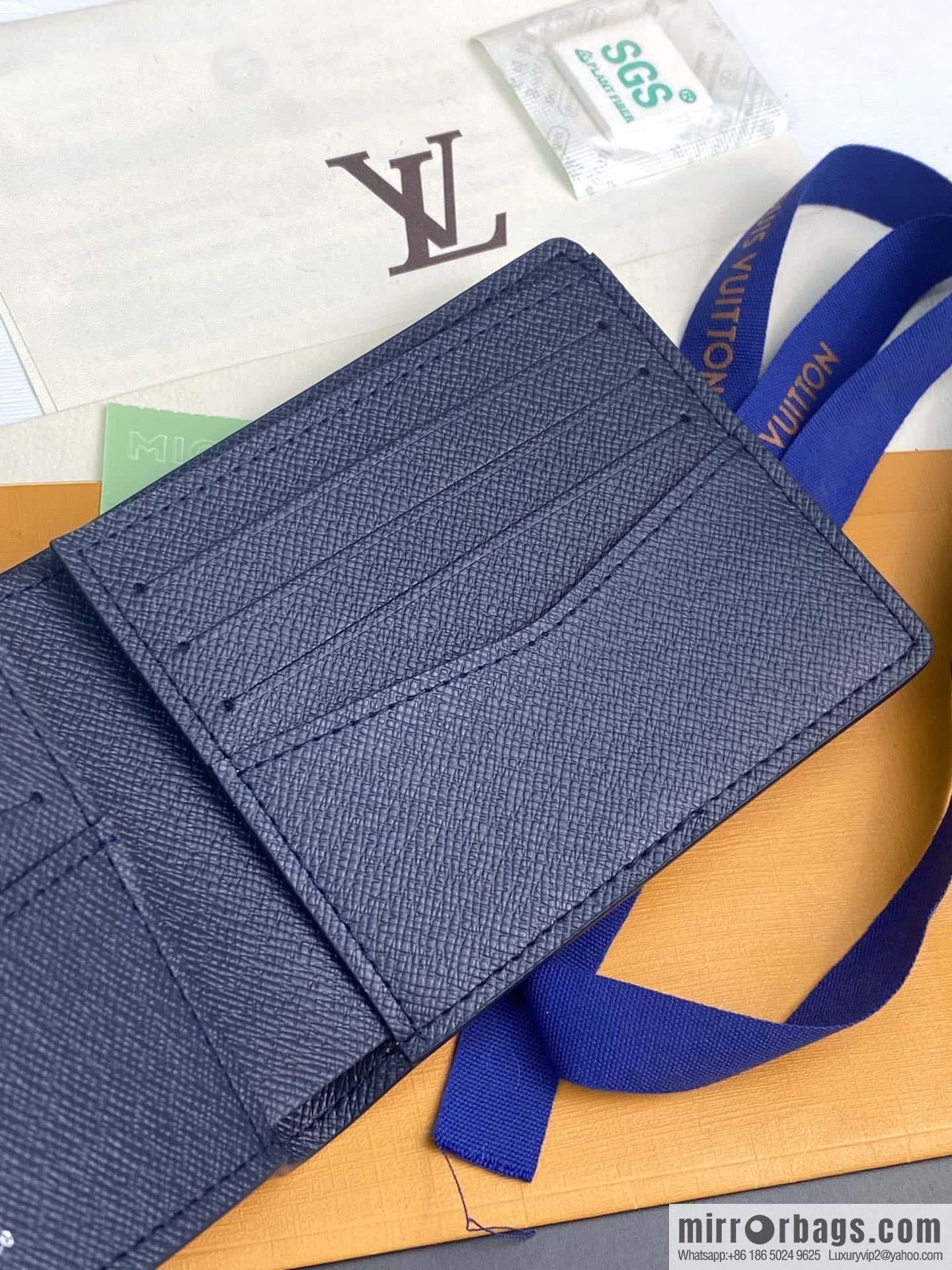 LV M82307 Slender Wallet