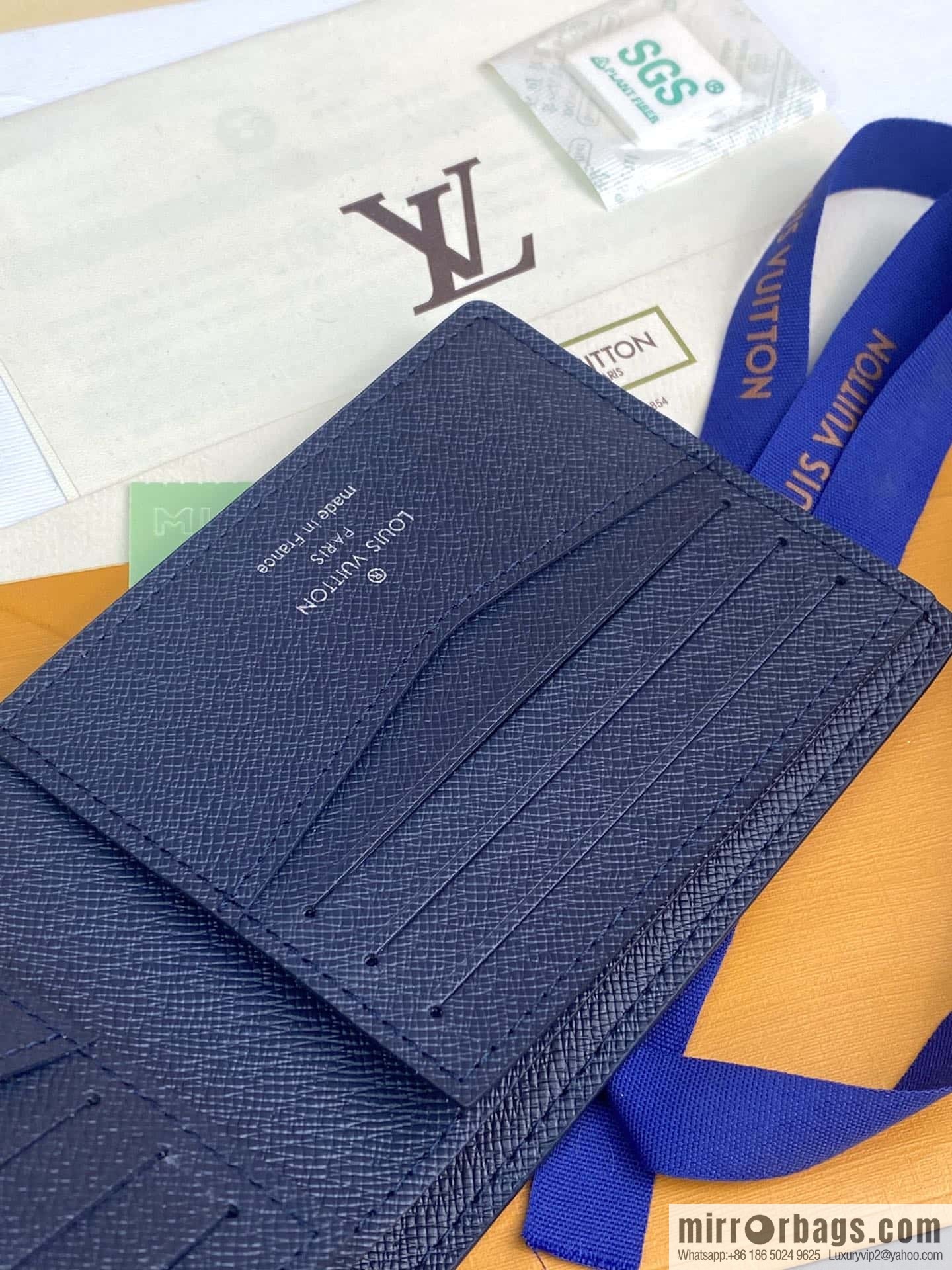 LV M82307 Slender Wallet