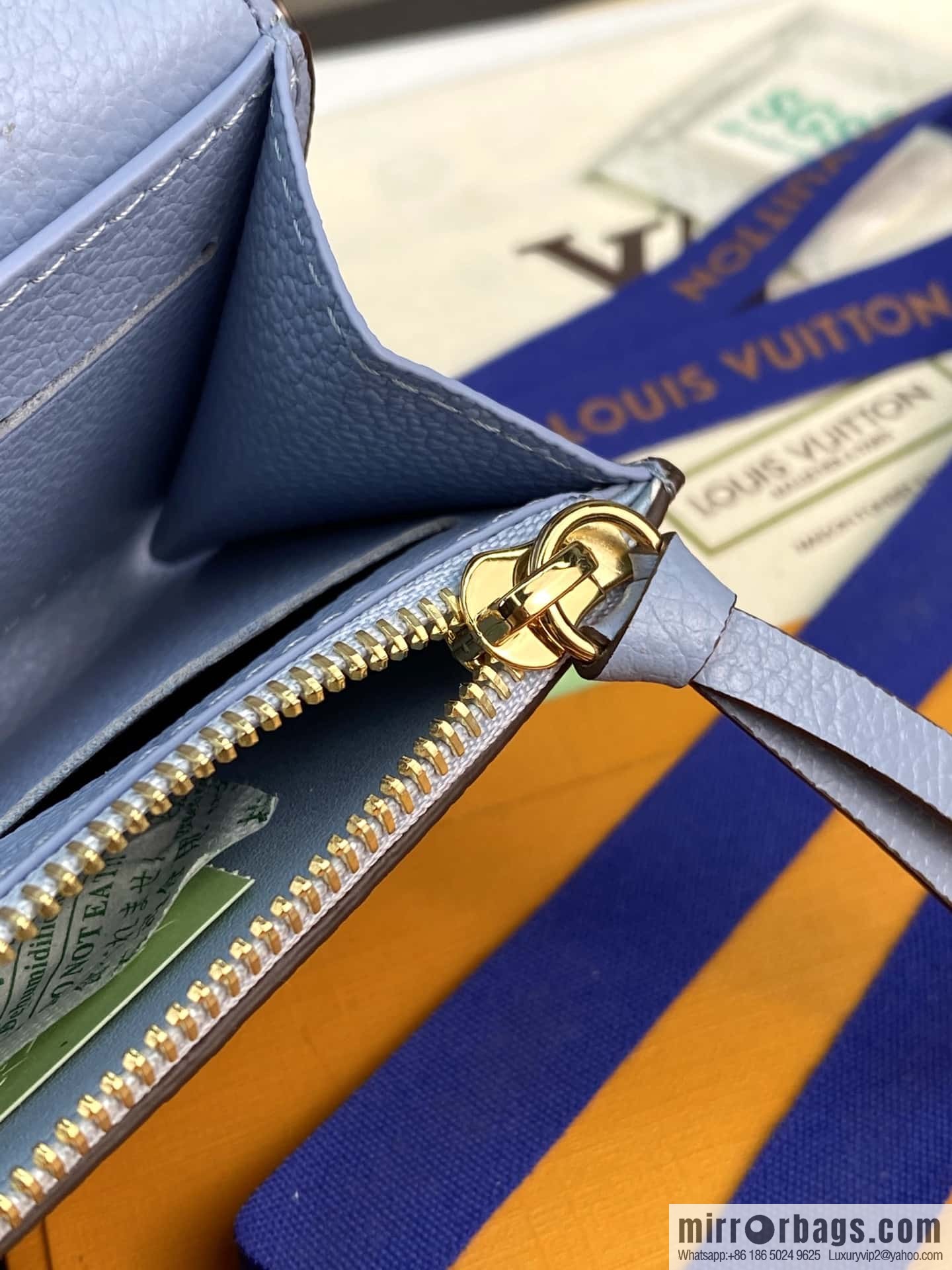 LV M81923 Rosalie Coin Purse