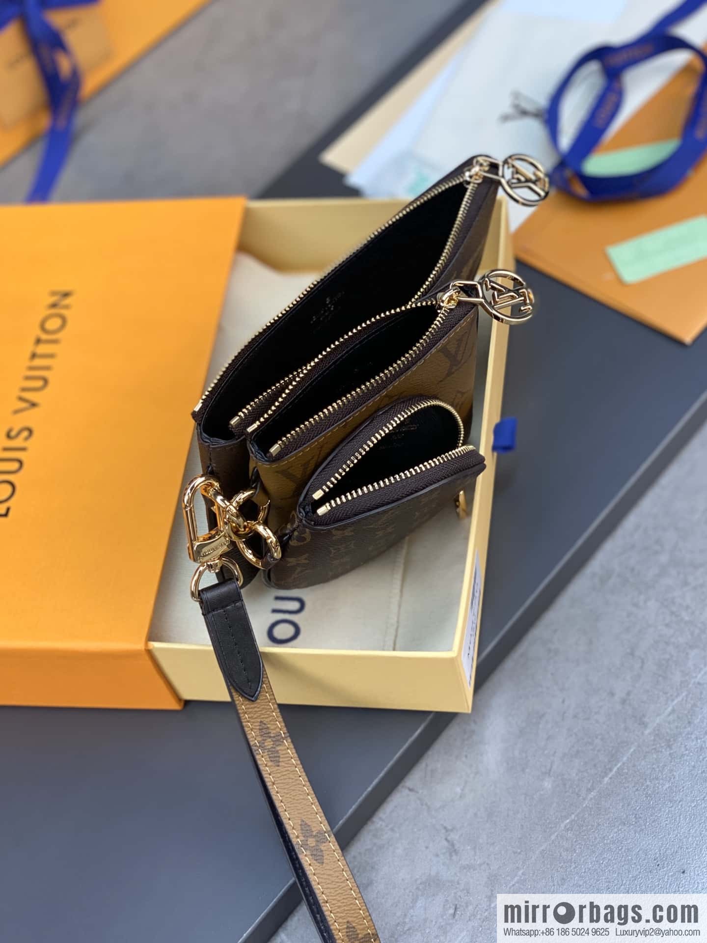 LV M68756 Trio Pouch