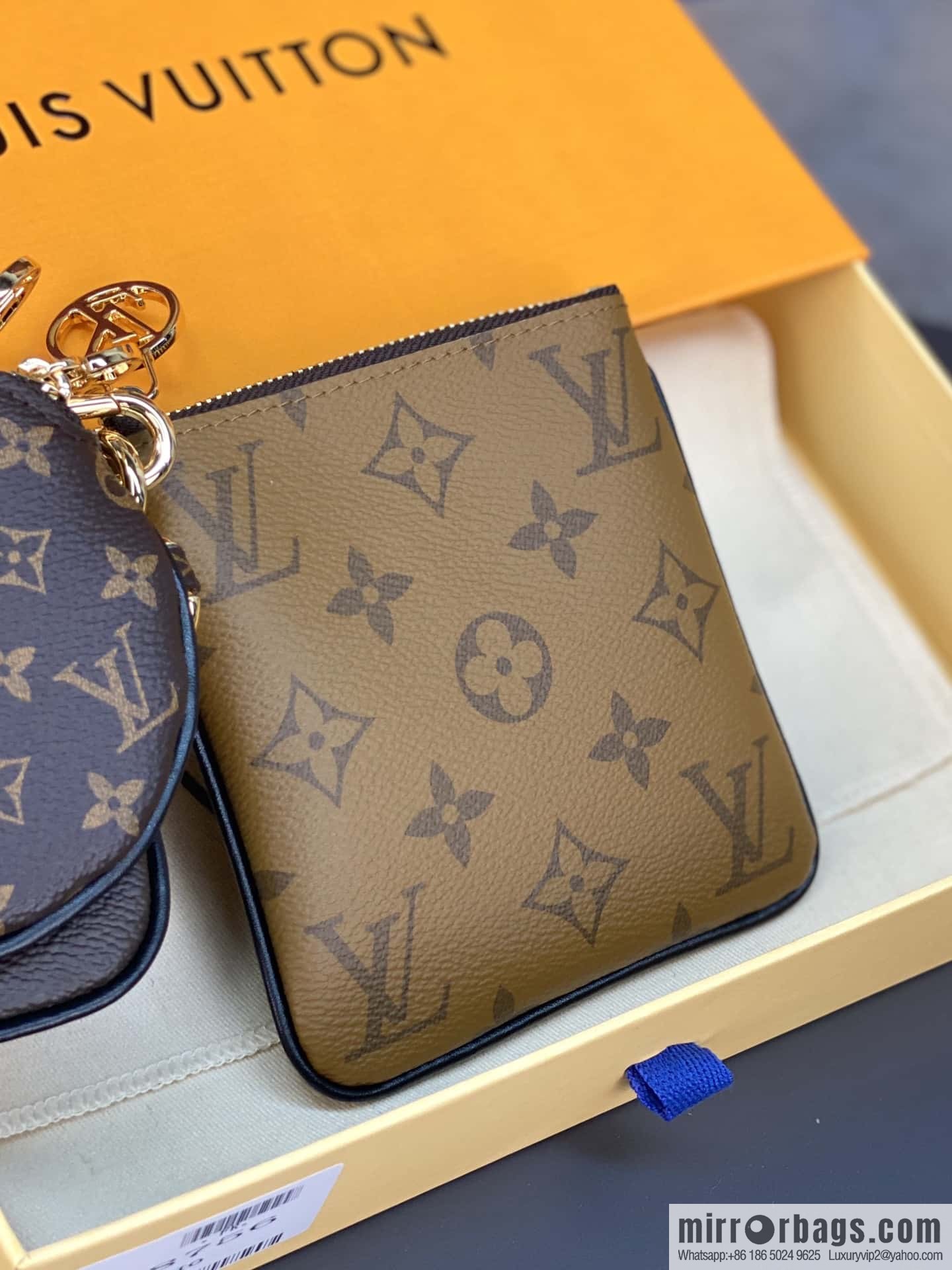 LV M68756 Trio Pouch