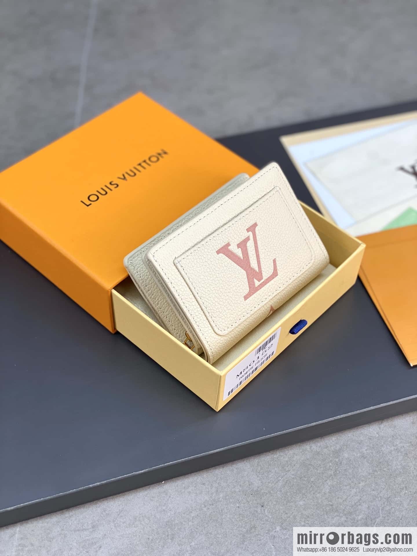 LV M81927 Cléa Wallet