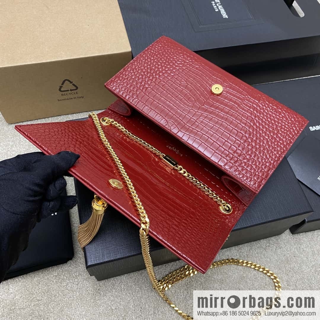 Y's most classic style Kate crocodile pattern chain strap crossbody bag big red crocodile/gold buckle Model: 377829