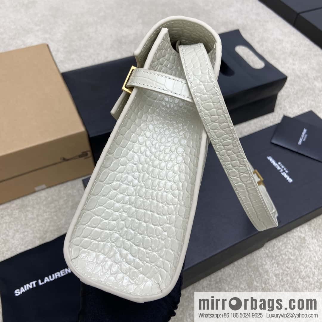 Manhattan latest bag type flip Manhattan baguette bag beige alligator pattern/ancient gold model: 553742