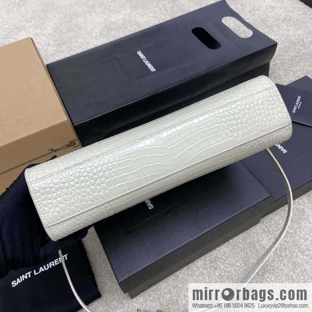 Manhattan latest bag type flip Manhattan baguette bag beige alligator pattern/ancient gold model: 553742