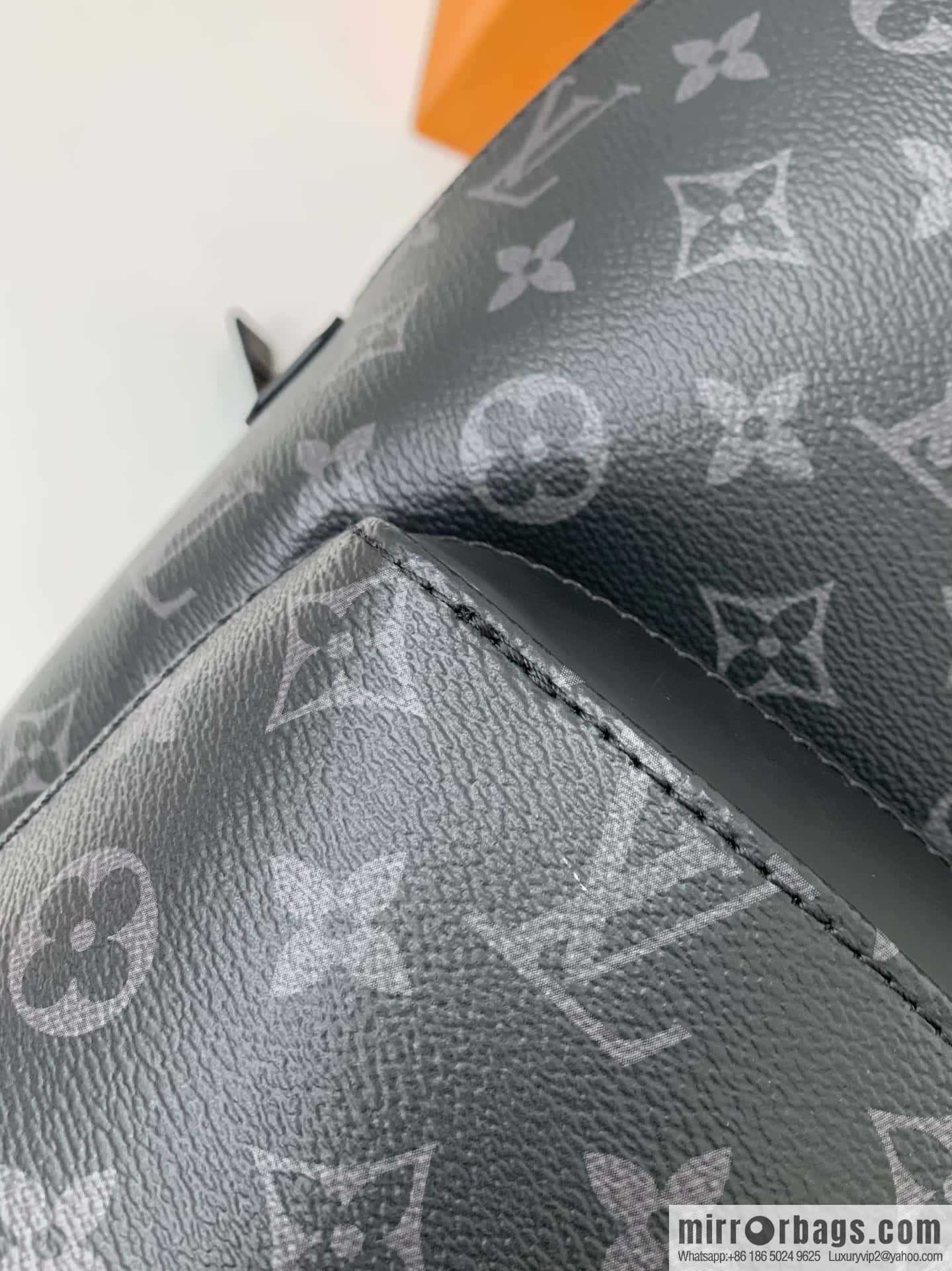LV M43186 Discovery Backpack PM