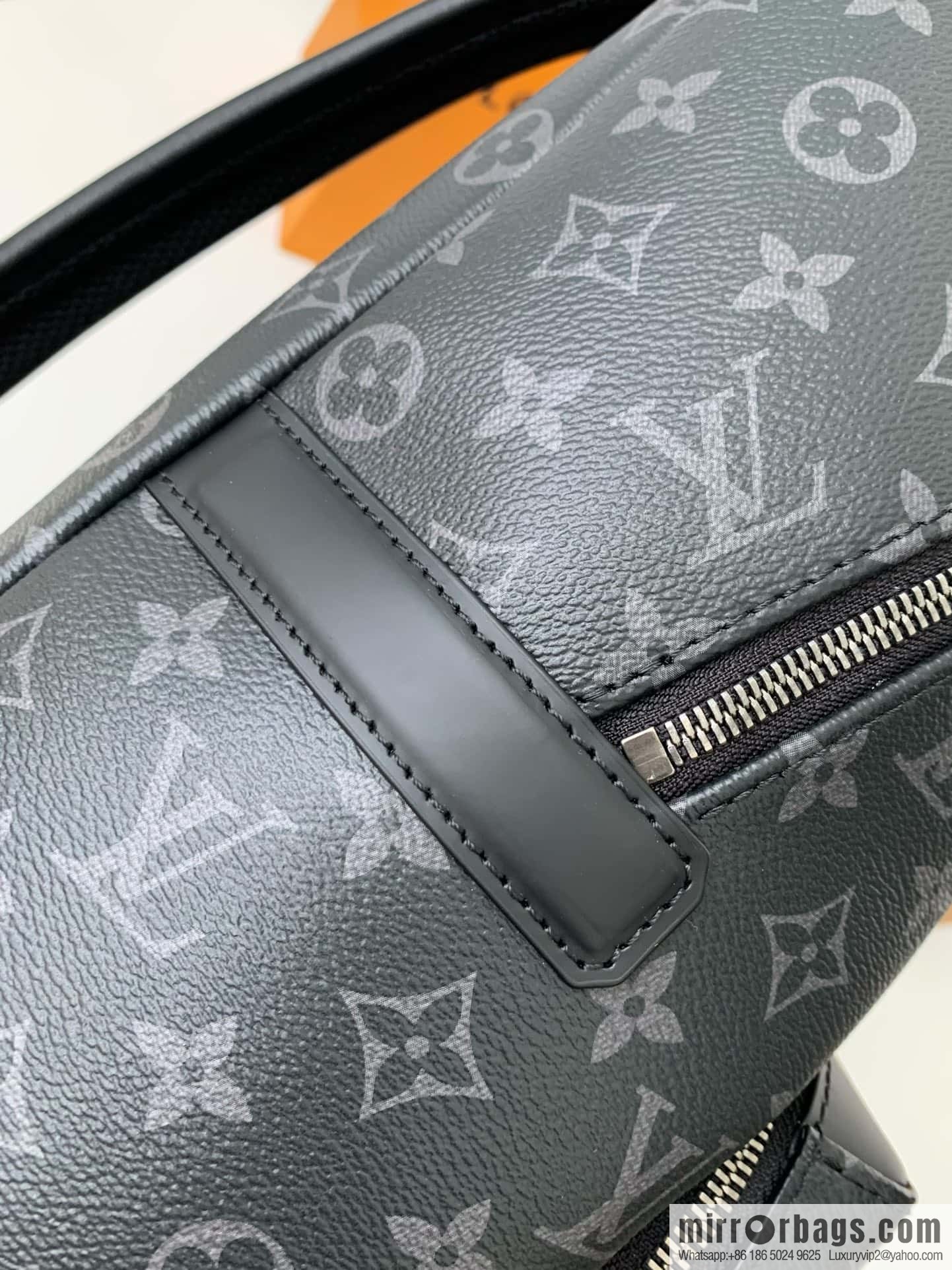 LV M43186 Discovery Backpack PM