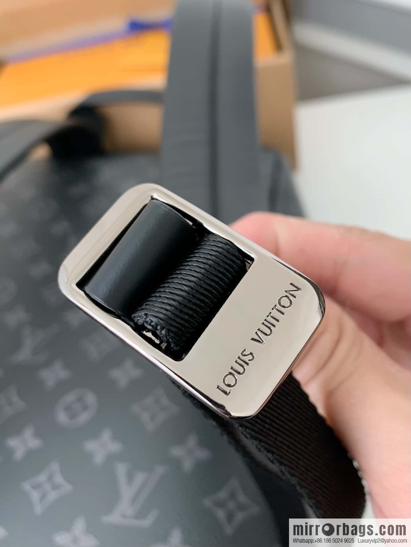 LV M43186 Discovery Backpack PM