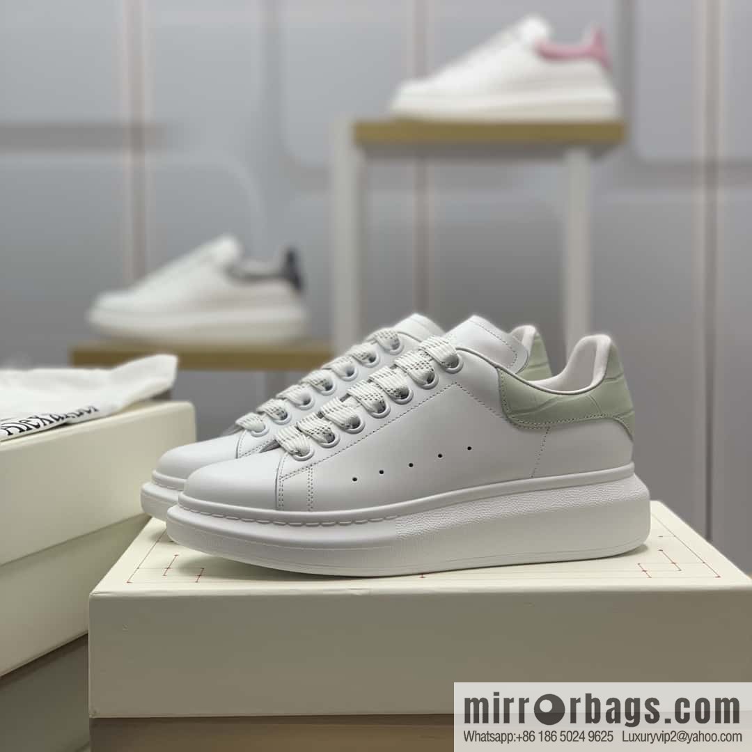 Alexander McQueen Alexander McQueen Rice Grey Crocodile Tail Unisex Same Sneakers